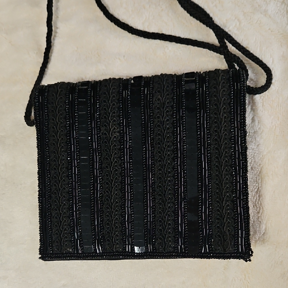 Chic Black Embroidered Crossbody Bag